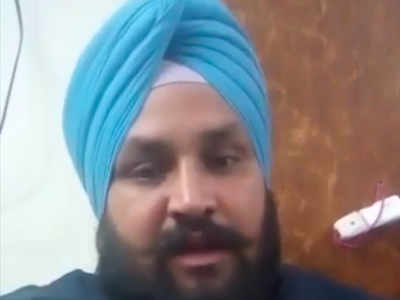 Muslim in guise of Sikh provoke Sikh community, gives a call to boycott French products